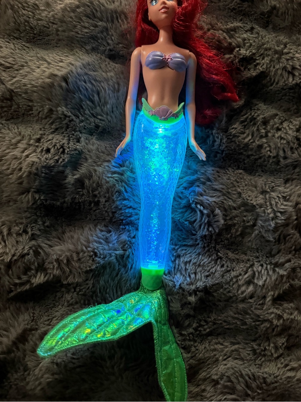 Vintage My Little Mermaid Barbie 2005 - Picture 4 of 8